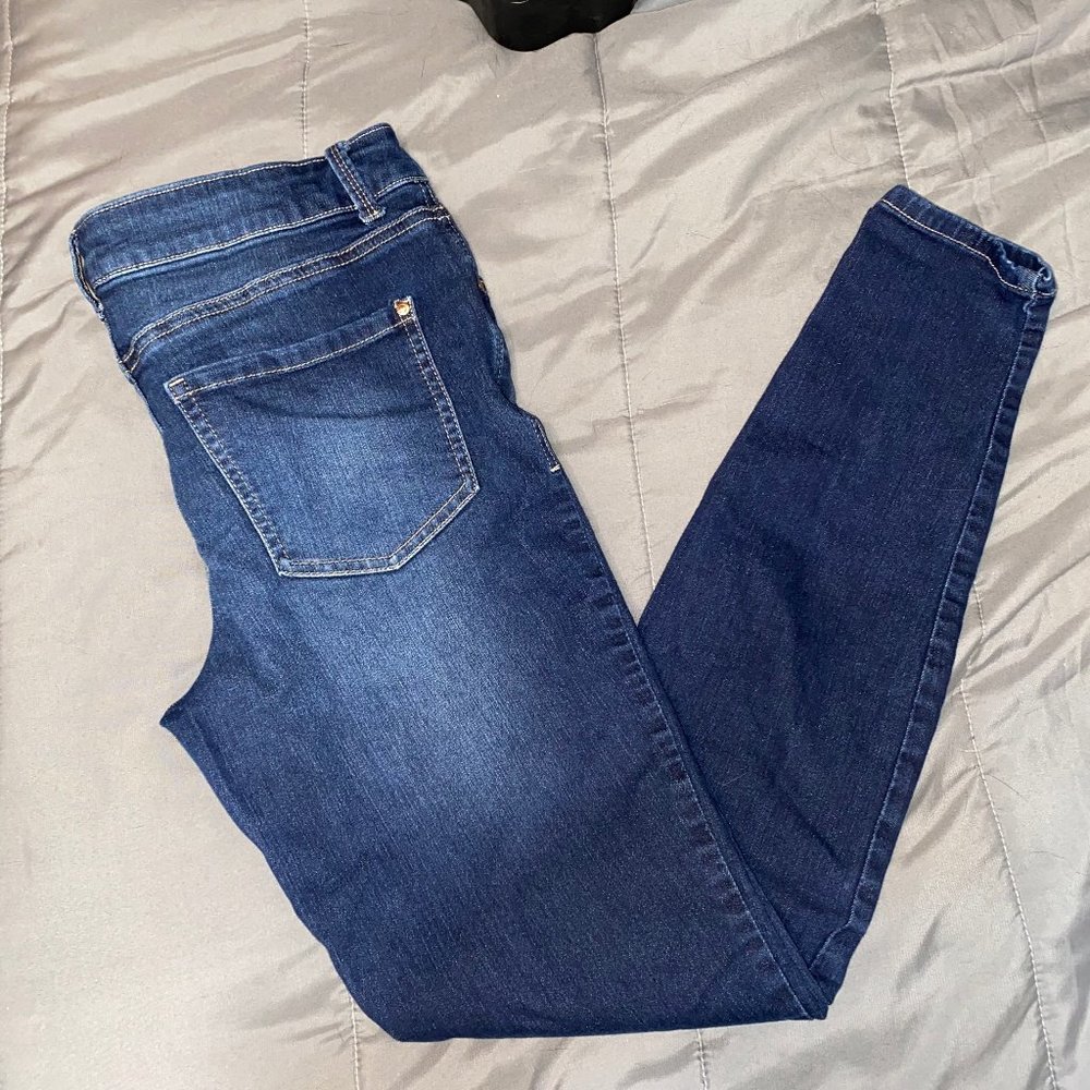 MARUICES dark wash skinny jeans. size 12 LONG